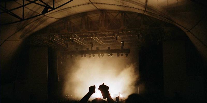 网络性能监控（NPM）工具选型指南：为系统管理与网络安全构建端到端可视化