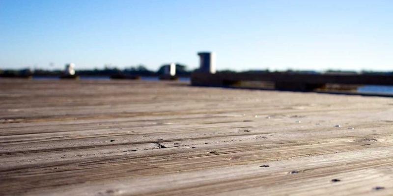 量子密钥分发网络：构建未来绝对安全的通信基础设施